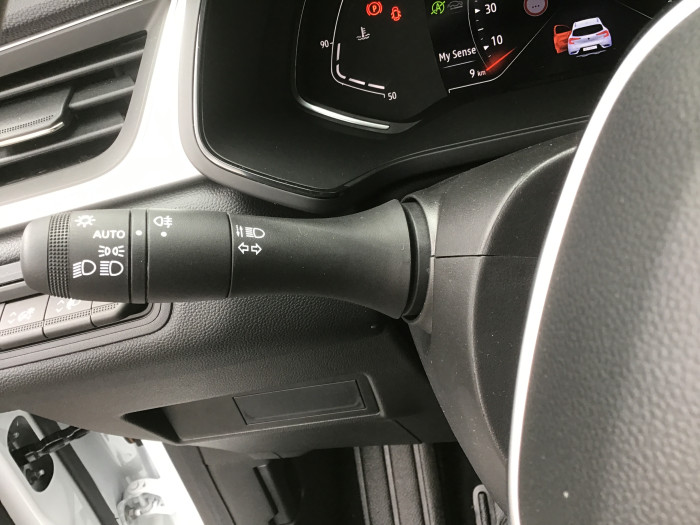 Renault CAPTUR mild hybrid 140 EDC Techno