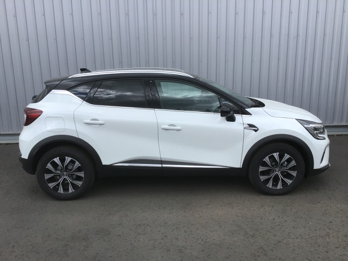 Renault CAPTUR mild hybrid 140 EDC Techno