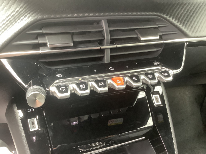 Peugeot 2008 Nouveau Hybrid 145 ch e-DCS6 Allure