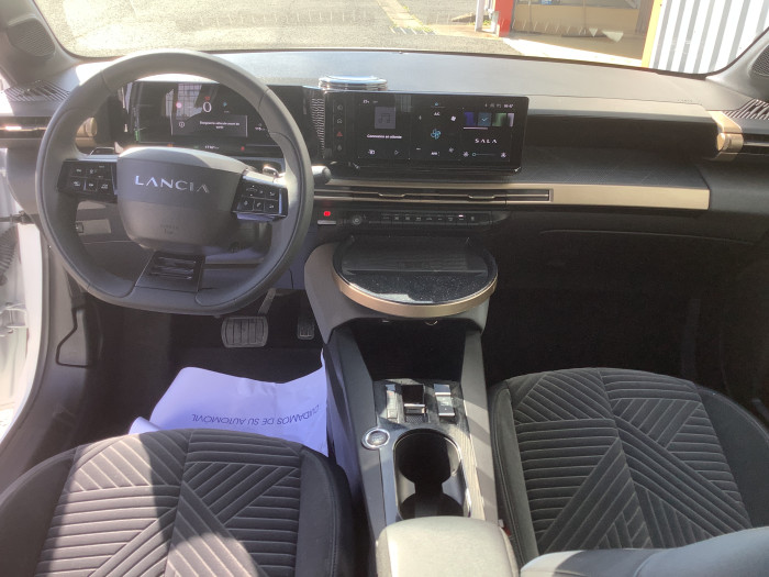 Lancia YPSILON Nouveau 1.2 Ibrida 100ch eDCT6 LX