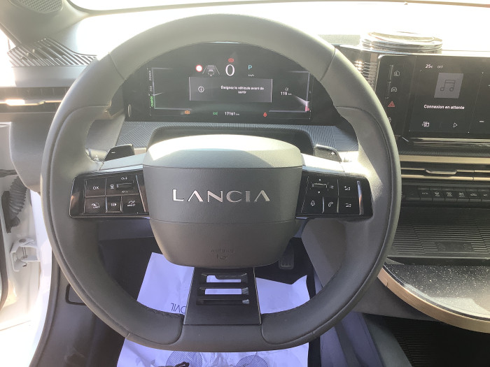 Lancia YPSILON Nouveau 1.2 Ibrida 100ch eDCT6 LX