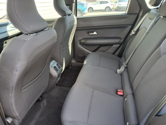 Dacia BIGSTER Mild Hybrid 140 Expression
