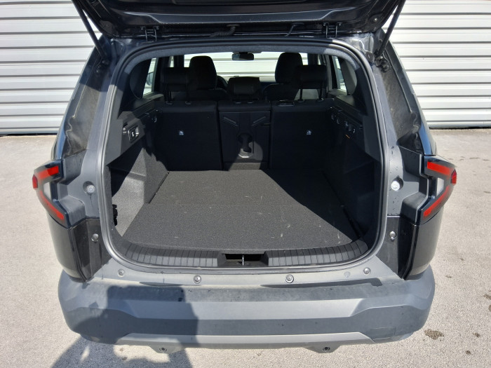 Dacia BIGSTER Mild Hybrid 140 Expression