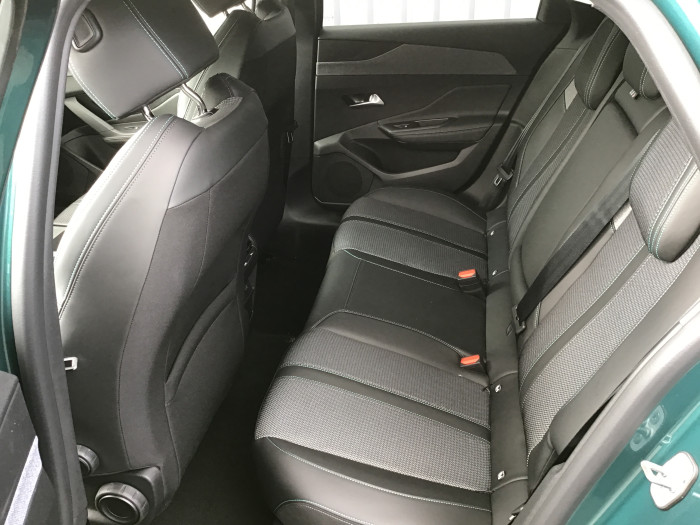 Peugeot 308 SW BlueHDi 130ch S&S EAT8 Allure Pack