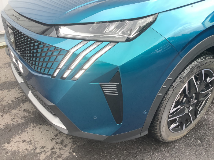 Peugeot 3008 Nouveau Hybrid 145 e-DCS6 Allure