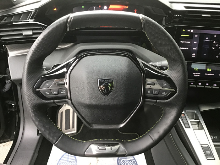 Peugeot 308 BlueHDi 130ch S&S EAT8 GT