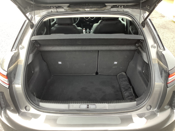 DS DS 3 Nouveau PureTech 130 EAT8 Performance Line