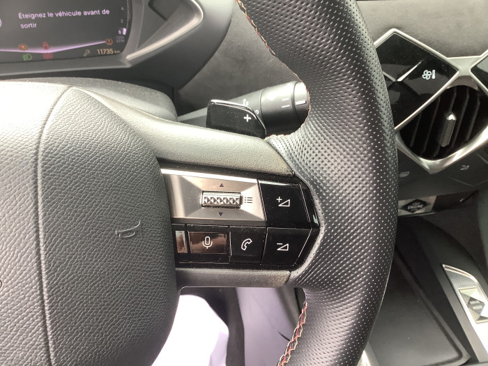 DS DS 3 Nouveau PureTech 130 EAT8 Performance Line