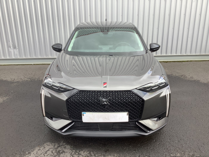 DS DS 3 Nouveau PureTech 130 EAT8 Performance Line