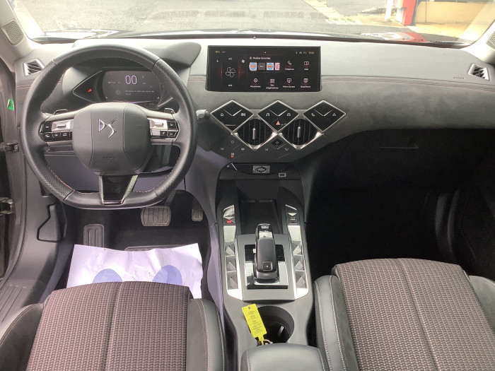 DS DS 3 Nouveau PureTech 130 EAT8 Performance Line