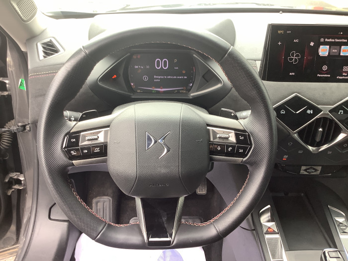 DS DS 3 Nouveau PureTech 130 EAT8 Performance Line