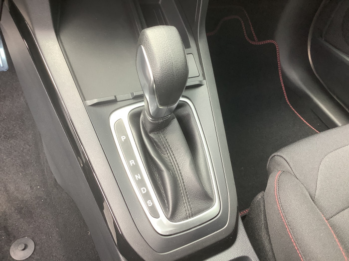 Ford PUMA Nouveau 1.0 EcoBoost 125 ch mHEV S&S Powershift ST-Line