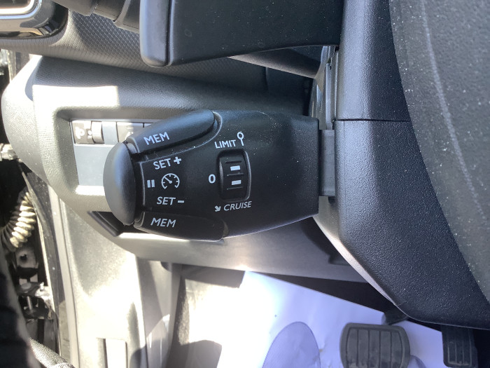 Citroën C5 AIRCROSS Hybride 136 e-DCS6 Plus