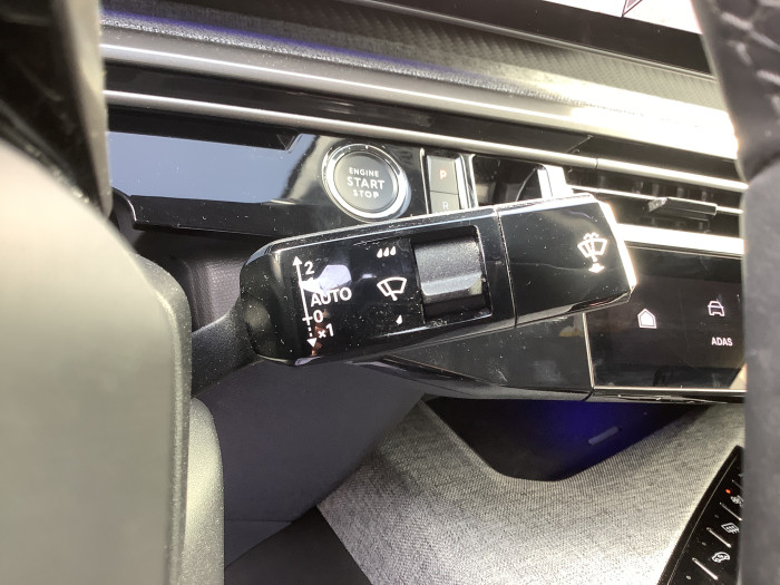 Peugeot 3008 Nouveau Hybrid 136 e-DCS6 Allure