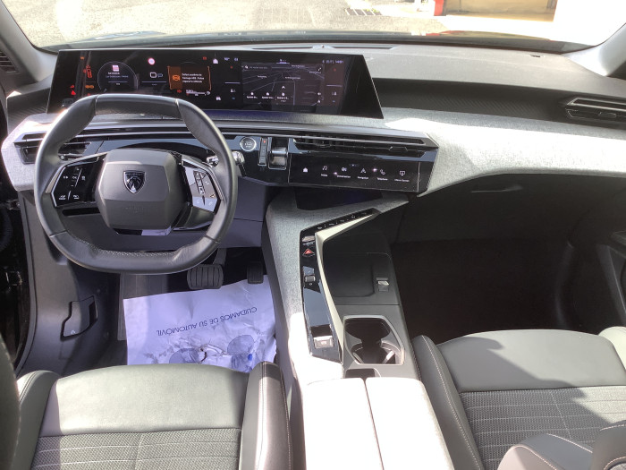 Peugeot 3008 Nouveau Hybrid 136 e-DCS6 Allure
