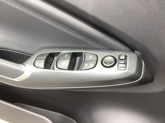 Nissan JUKE Nouveau HYBRID 143 N-Connecta