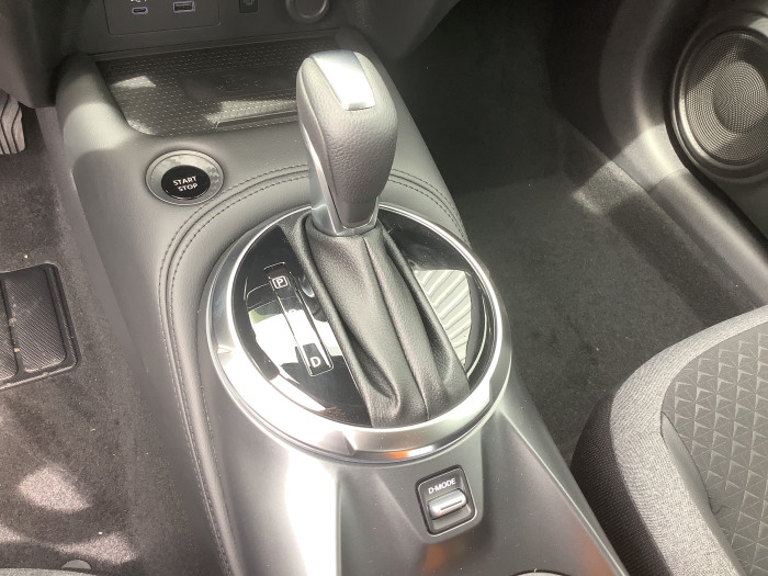 Nissan JUKE Nouveau HYBRID 143 N-Connecta