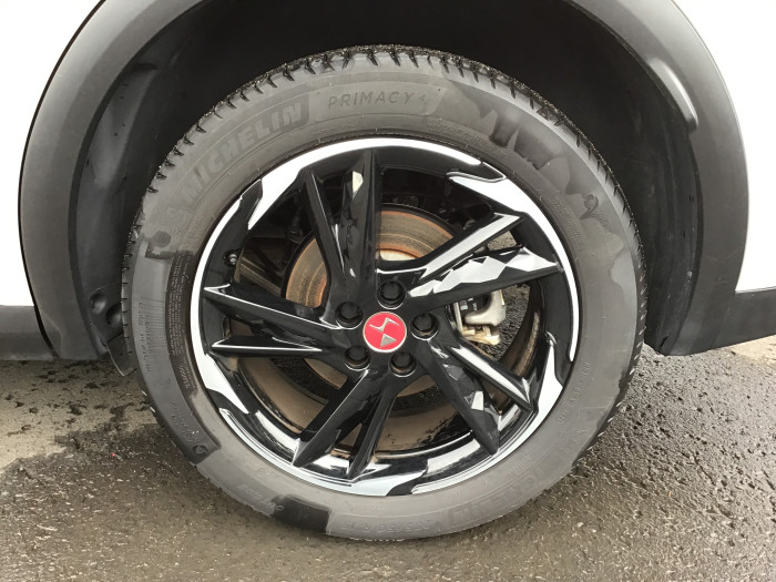 DS DS7 CROSSBACK BlueHDi 130 EAT8 Performance Line+