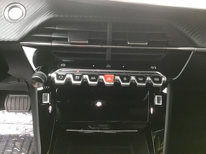 Peugeot 2008 Nouveau PureTech 130 S&S EAT8 Allure