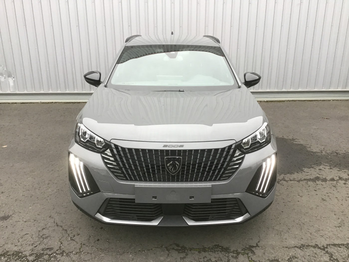 Peugeot 2008 Nouveau PureTech 130 S&S EAT8 Allure