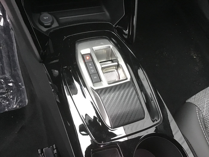 Peugeot 2008 Nouveau PureTech 130 S&S EAT8 Allure
