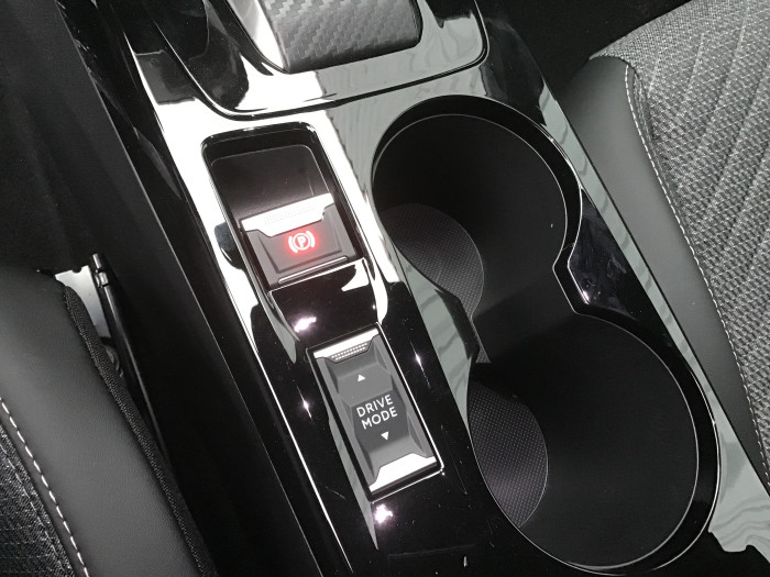Peugeot 2008 Nouveau PureTech 130 S&S EAT8 Allure
