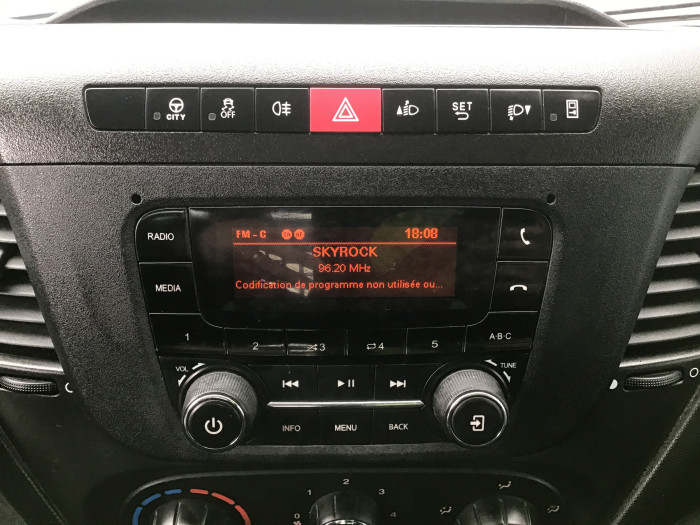 IVECO DAILY CHASSIS CABINE CAB 35 C 14 EMP 3450 QUAD-LEAF BVM6