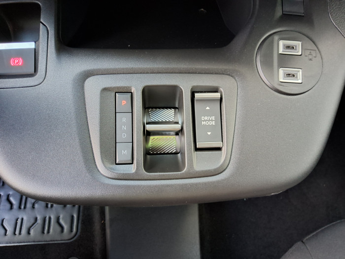 Citroën BERLINGO Taille M BlueHDi 130 S&S EAT8 Plus - N1