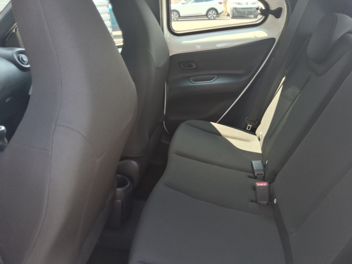 Toyota AYGO X 1.0 VVT-i 72 Dynamic