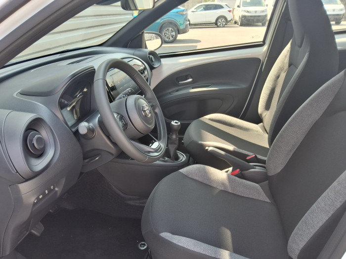 Toyota AYGO X 1.0 VVT-i 72 Dynamic