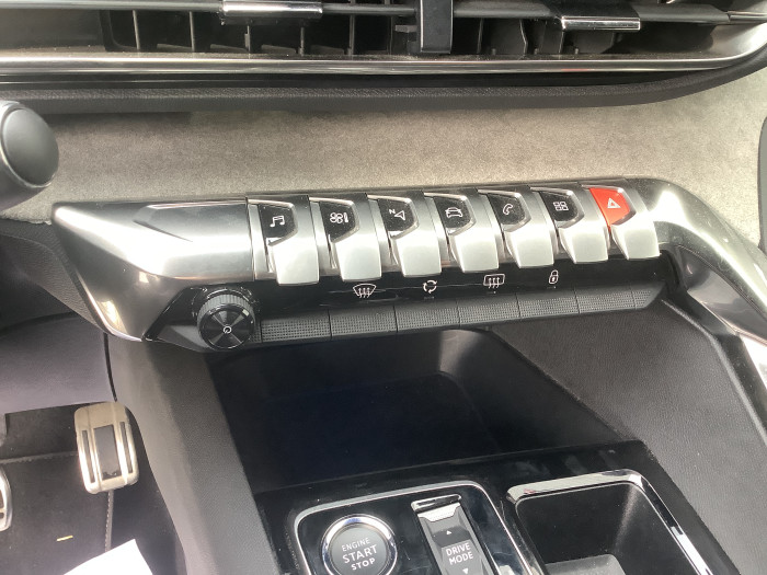 Peugeot 3008 Hybrid 136 e-DCS6 GT
