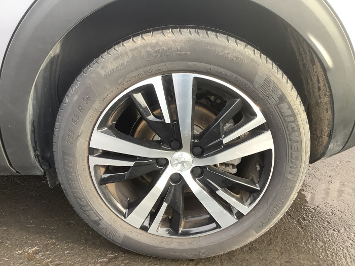 Peugeot 3008 Hybrid 136 e-DCS6 GT
