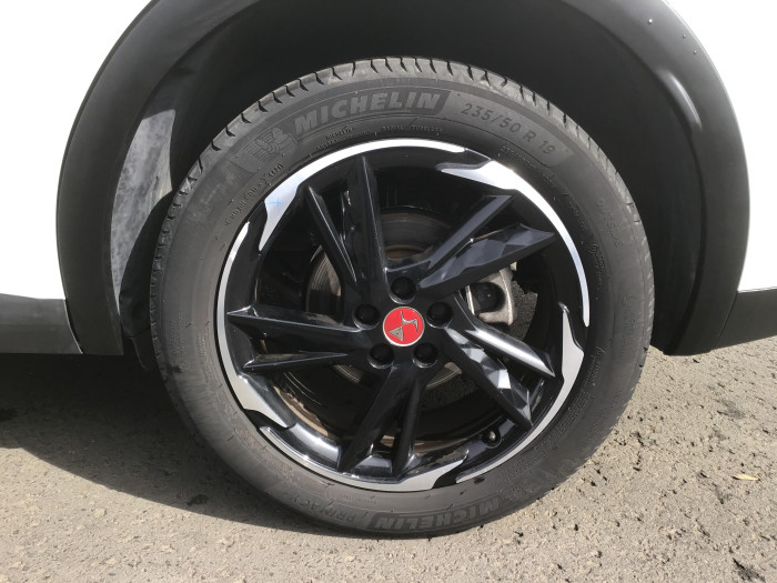DS DS7 CROSSBACK BlueHDi 130 EAT8 Performance Line