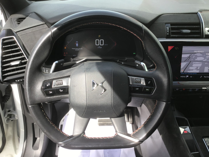 DS DS7 CROSSBACK BlueHDi 130 EAT8 Performance Line