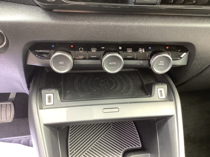 Citroën C4 PureTech 130 EAT8 Max