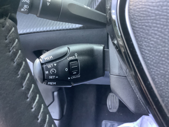 Peugeot 2008 Nouveau 100 S&S BVM6 Allure