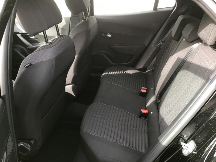 Peugeot 2008 Nouveau PureTech 100 S&S BVM6 Active