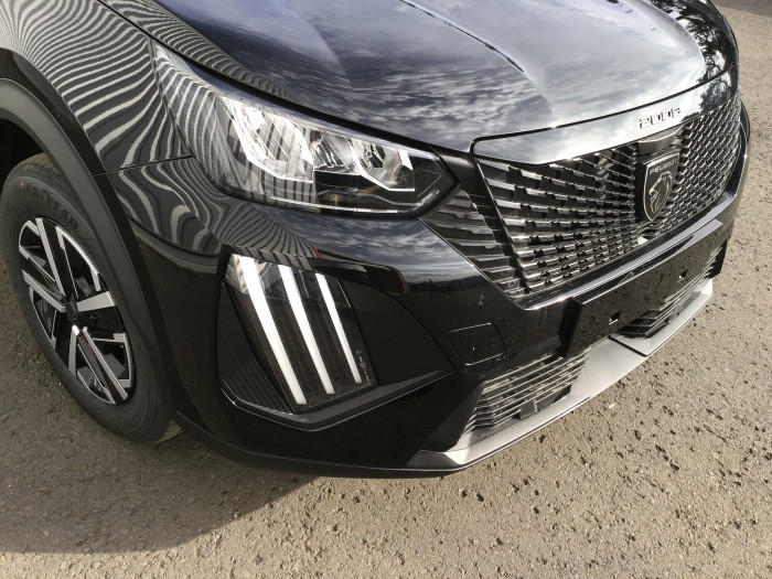 Peugeot 2008 Nouveau PureTech 100 S&S BVM6 Active