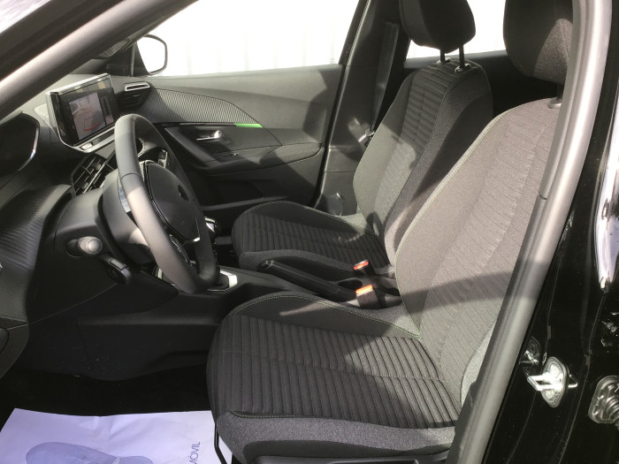 Peugeot 2008 Nouveau PureTech 100 S&S BVM6 Active