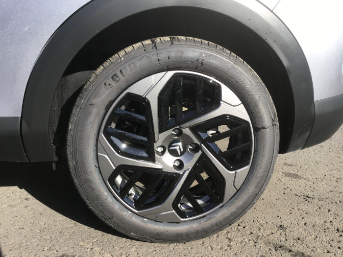Citroën C4 PureTech 130 EAT8 Plus