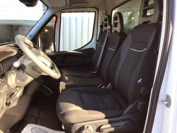 IVECO DAILY CHASSIS CABINE CAB 35 C 16 EMP 4100 QUAD-LEAF BVM6 3.0L