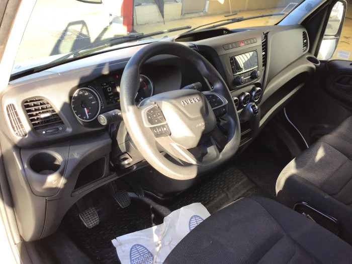IVECO DAILY CHASSIS CABINE CAB 35 C 16 EMP 4100 QUAD-LEAF BVM6 3.0L