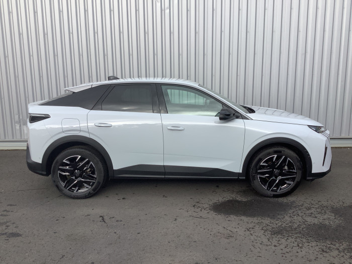 Peugeot 3008 Nouveau Hybrid 145 e-DCS6 Allure