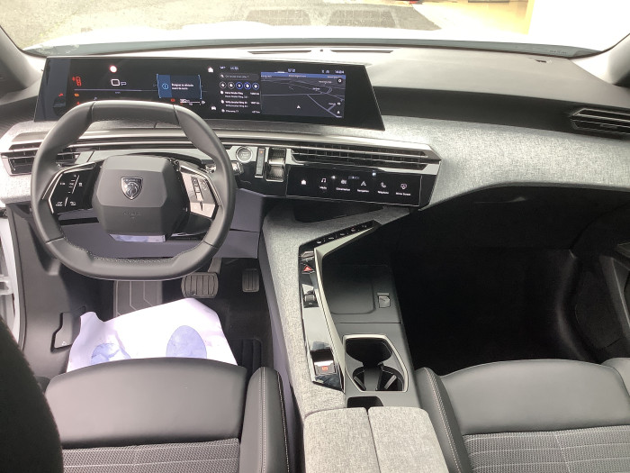 Peugeot 3008 Nouveau Hybrid 145 e-DCS6 Allure
