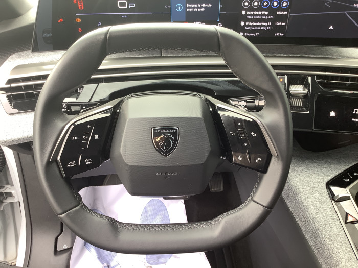 Peugeot 3008 Nouveau Hybrid 145 e-DCS6 Allure