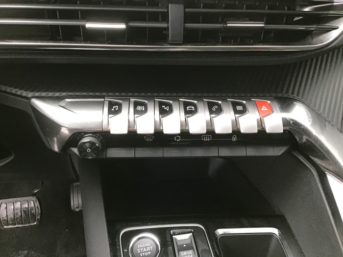 Peugeot 3008 Hybrid 136 e-DCS6 Allure Pack