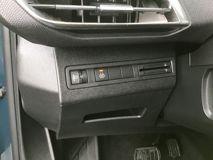 Peugeot 3008 Hybrid 136 e-DCS6 Allure Pack