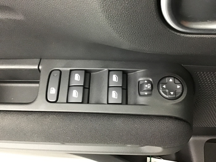 Citroën C3 AIRCROSS PureTech 130 S&S EAT6 Shine Pack