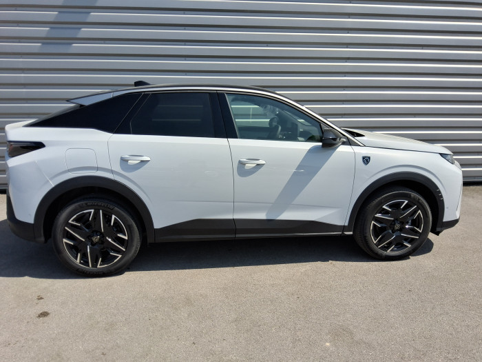 Peugeot 3008 Nouveau Hybrid 145 e-DCS6 GT Exclusive