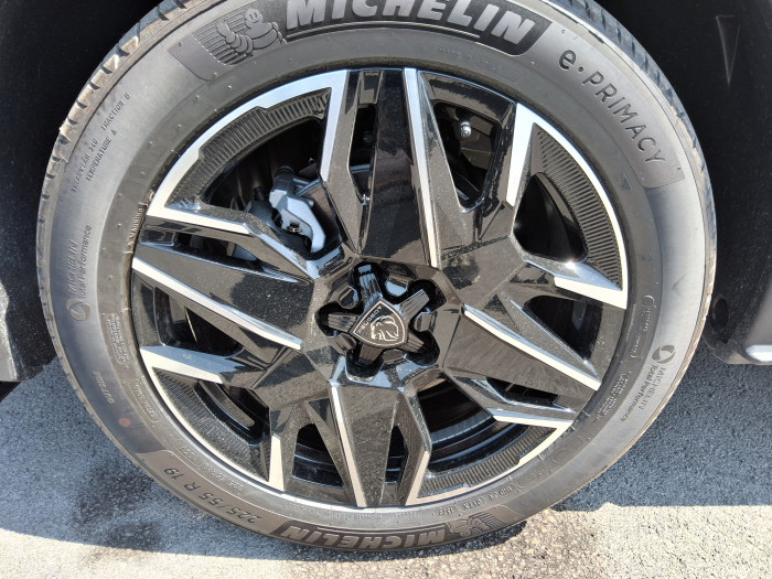 Peugeot 3008 Nouveau Hybrid 145 e-DCS6 GT Exclusive